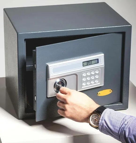 Commercial lockout solution providing quick and reliable access to business during an emergency.